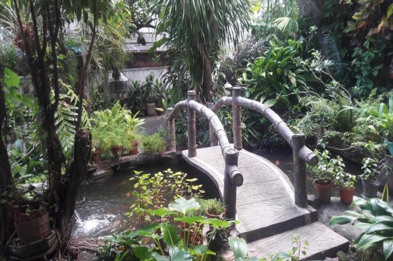 Hotel Airlangga 마타람 외부 사진