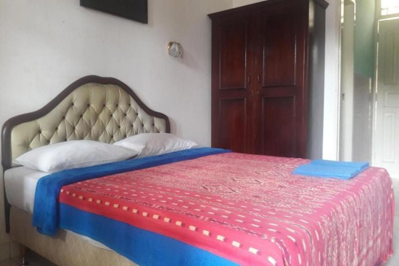 Hotel Airlangga 마타람 외부 사진