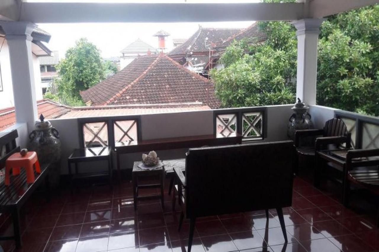 Hotel Airlangga 마타람 외부 사진