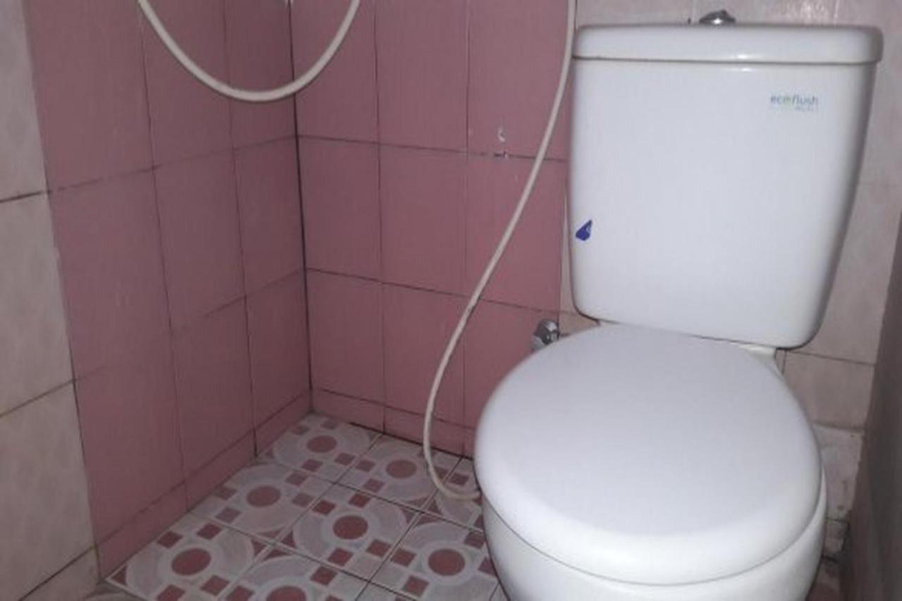 Hotel Airlangga 마타람 외부 사진