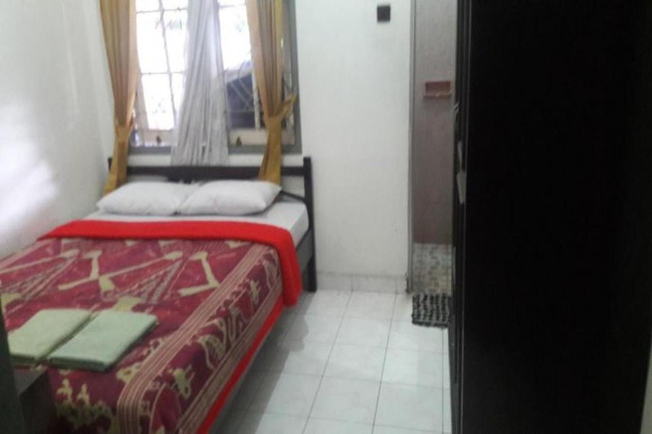Hotel Airlangga 마타람 외부 사진