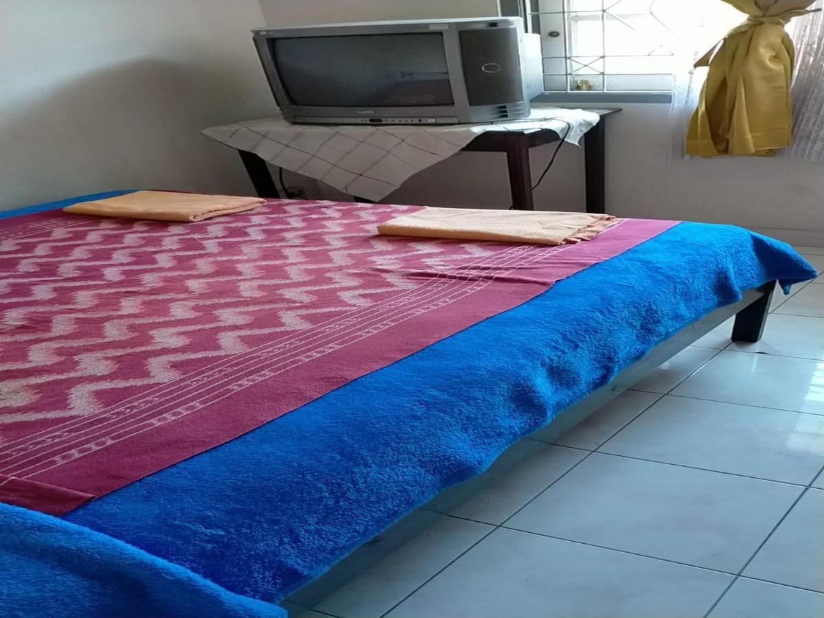 Hotel Airlangga 마타람 외부 사진